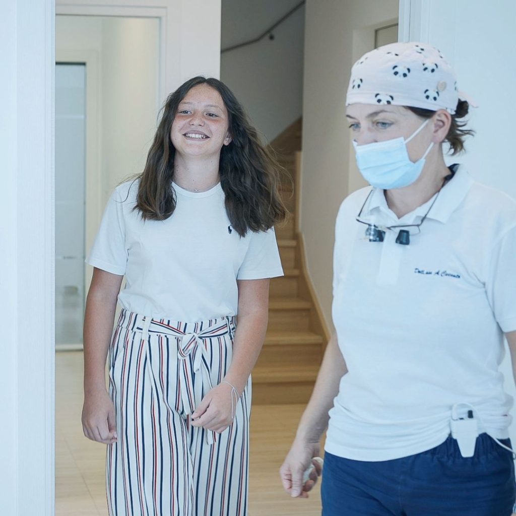 Implantologia 7 FOTO CI PRENDIAMO CURA DI TE 2 - Dentista a Montebelluna